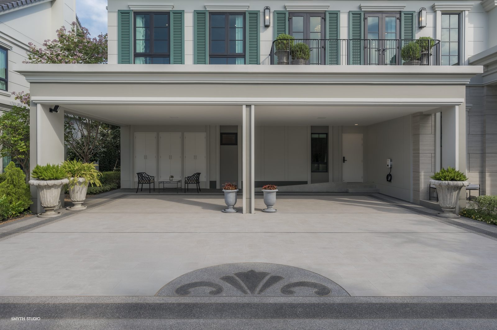 Bexley Grand Entrance